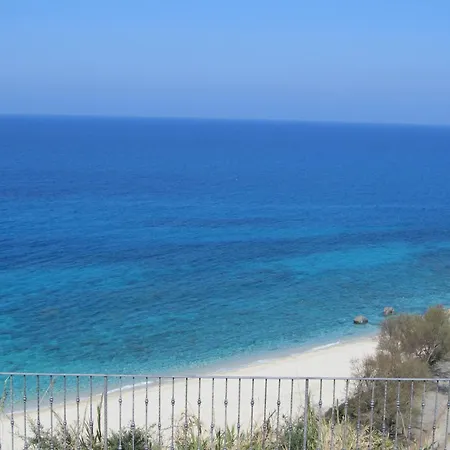 Ξενοδοχείο Villaggio Lido San Giuseppe 4*