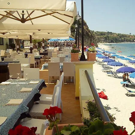 Villaggio Lido San Giuseppe 호텔 브리아티코