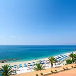Villaggio Lido San Giuseppe فندق برياتيكو