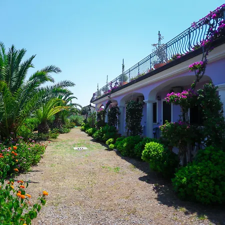 Villaggio Lido San Giuseppe 4* Бриатико
